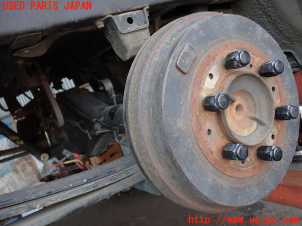 2UPJ-9232564400]ハイエースバン200系(KDH206V)リアデフホーシング 中古_4