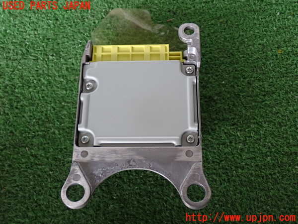 2UPJ-9232566145]ハイエースバン200系(KDH206V)エアバッグコンピューター (展開済)(ジャンク品) 中古_3