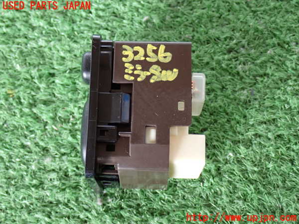2UPJ-9232566280]ハイエースバン200系(KDH206V)ミラースイッチ 中古_2