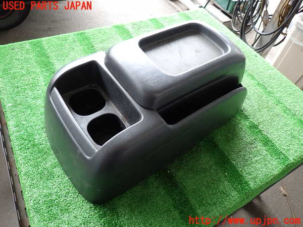 2UPJ-9232567540]ハイエースバン200系(KDH206V)センターコンソール 中古_3