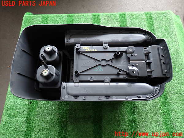 2UPJ-9232567540]ハイエースバン200系(KDH206V)センターコンソール 中古_5