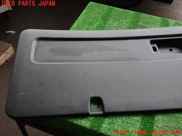 2UPJ-9232561578]ハイエースバン200系(KDH206V)バックドア内張り 中古_2
