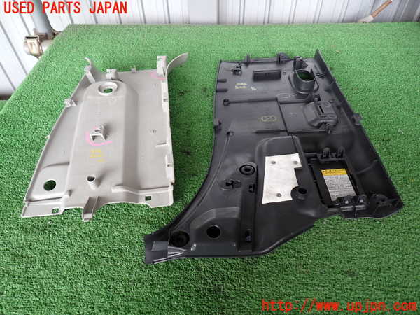 2UPJ-9232567670]ハイエースバン200系(KDH206V)左センターピラートリム 中古_5