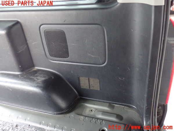 2UPJ-9232567675]ハイエースバン200系(KDH206V)右リアピラートリム 中古_5