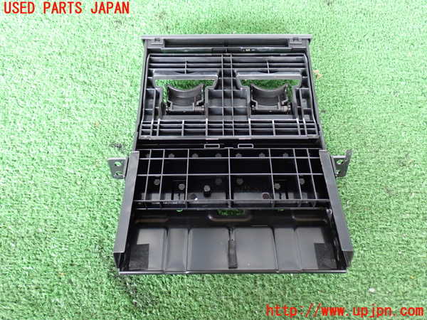 2UPJ-9232567810]ハイエースバン200系(KDH206V)ドリンクホルダー 中古_5