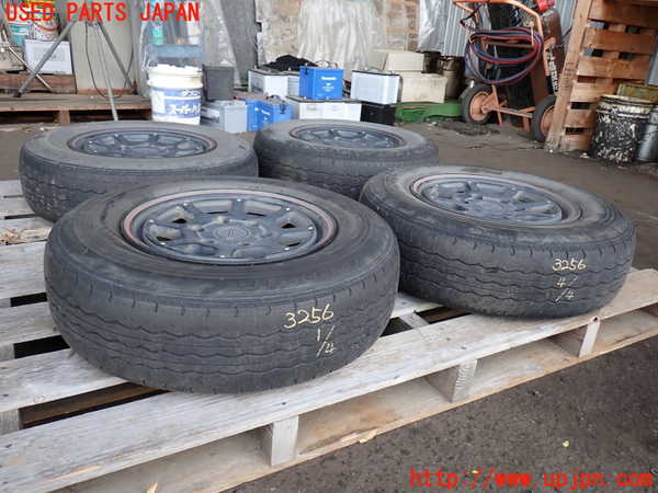 2UPJ-9232569025]ハイエースバン200系(KDH206V)社外 タイヤ　ホイール　4本セット 195/80R15 中古_3