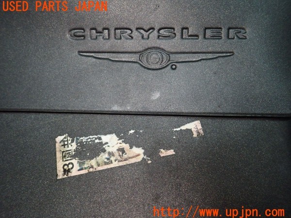 3UPJ=9232570801]クライスラー 300C(LX57)前期 車検証入れ マニュアルケース 中古_4