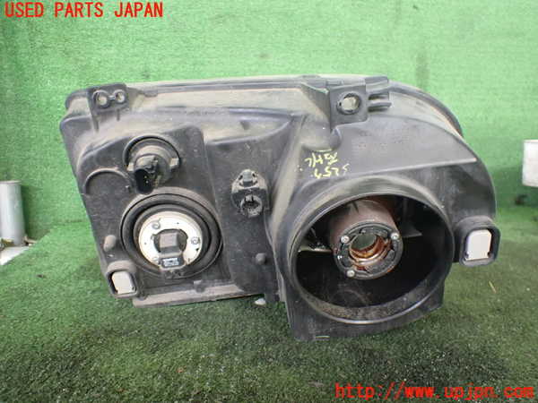 2UPJ-9232571130]クライスラー・300C(LX57-)右ヘッドライト ハロゲン 中古_3