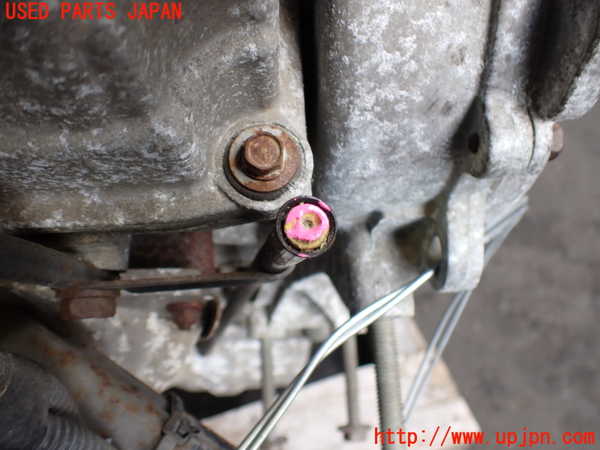2UPJ-9232572010]クライスラー・300C(LX57-)エンジン 5 中古_4