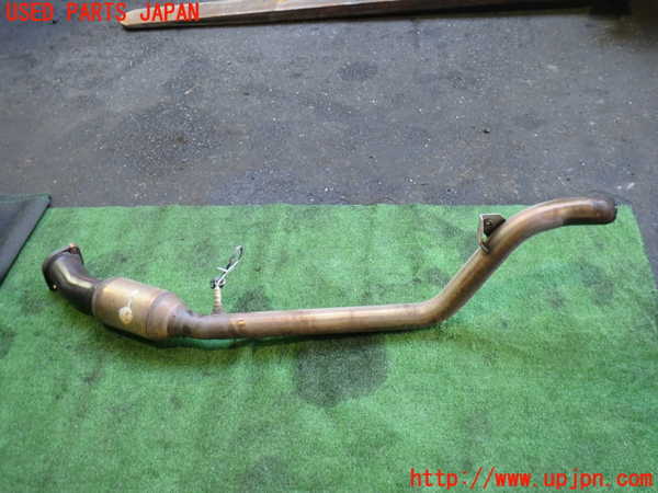 2UPJ-9232572661]クライスラー・300C(LX57-)触媒1 中古_2
