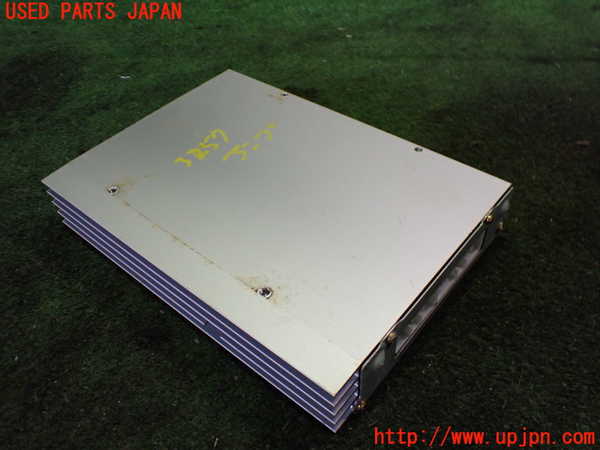 2UPJ-9232576525]クライスラー・300C(LX57-)アンプ 中古_2
