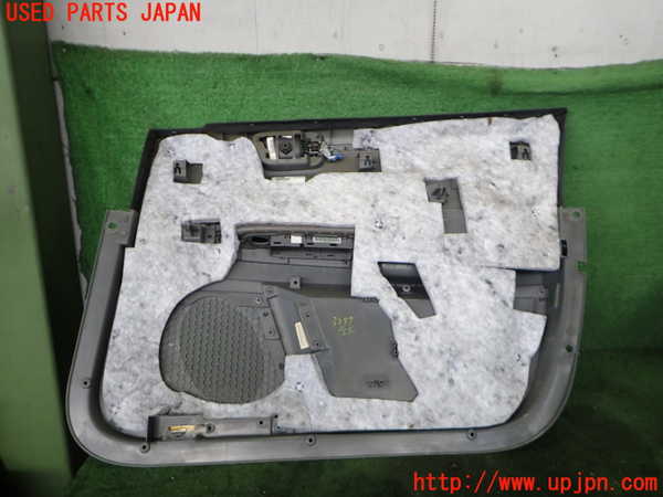 2UPJ-9232571264]クライスラー・300C(LX57-)左前ドア内張り 中古_5