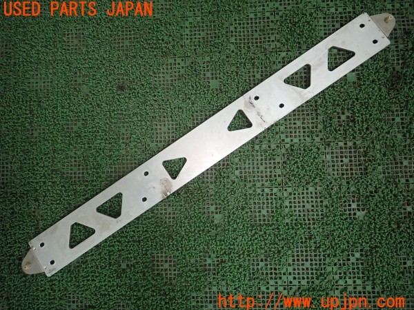 3UPJ=9232580708]BMW 535i(FR35 F10)CPM モノコックプレート ロアレインフォースメント センターメンバーブレース 補強バー 中古_4