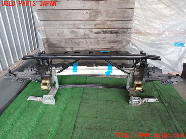 2UPJ-9232581041]BMW 535i(FR35)コアサポート 中古_4