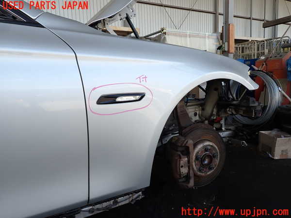 2UPJ-9232581080]BMW 535i(FR35)右前フェンダー 中古_3