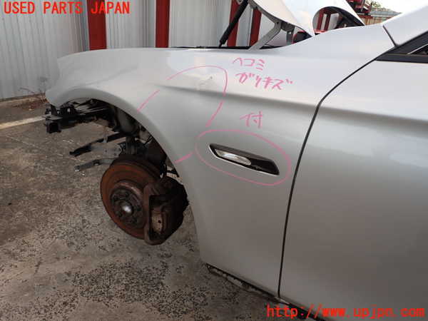 2UPJ-9232581082]BMW 535i(FR35)左前フェンダー 中古_4