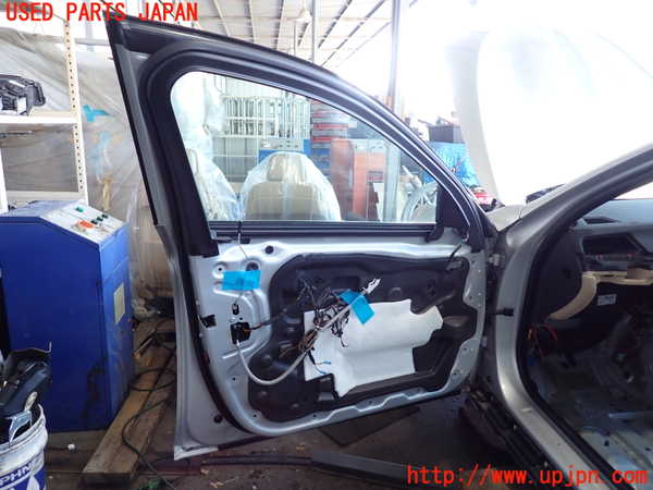2UPJ-9232581260]BMW 535i(FR35)左前ドア (43R-00050) 中古_5