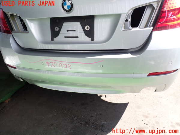 2UPJ-9232581610]BMW 535i(FR35)リアバンパー 中古_4