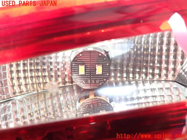 2UPJ-9232581550]BMW 535i(FR35)右リアフィニッシャー 中古_4