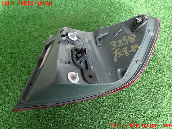 2UPJ-9232581536]BMW 535i(FR35)左テールランプ 中古_2