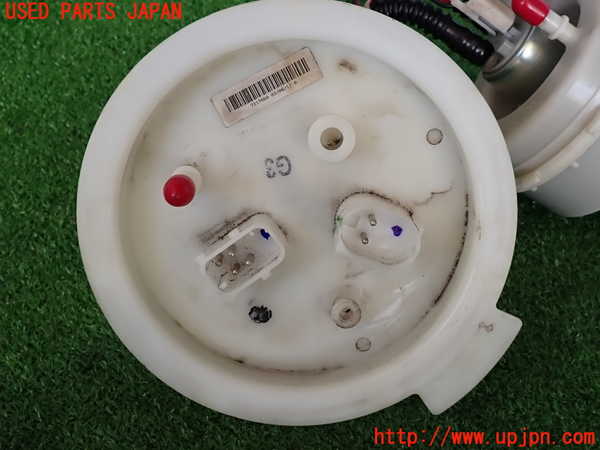 2UPJ-9232582510]BMW 535i(FR35)燃料ポンプ 中古_3