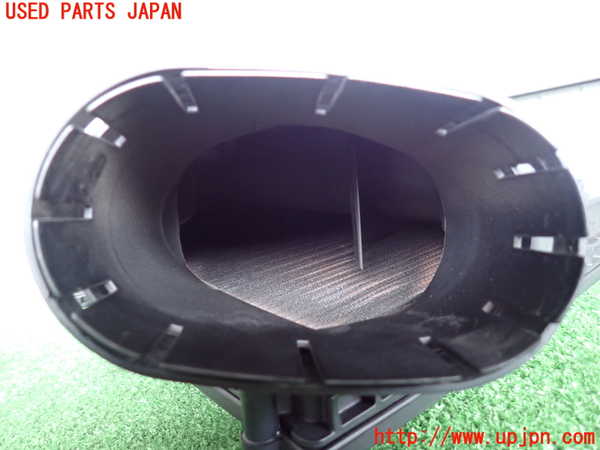 2UPJ-9232582560]BMW 535i(FR35)エアクリーナーボックス 中古_3