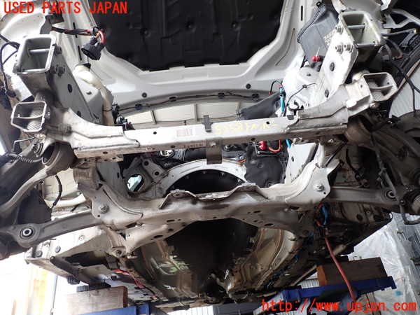 2UPJ-9232585285]BMW 535i(FR35)フロントメンバー 中古_2