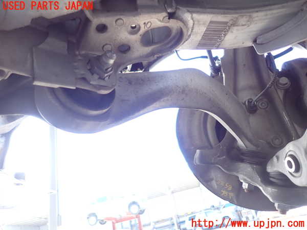 2UPJ-9232585315]BMW 535i(FR35)右フロントテンションロッド 中古_2