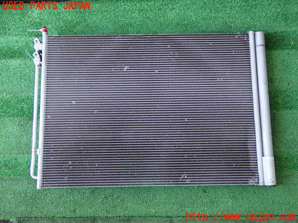 2UPJ-9232586031]BMW 535i(FR35)エアコンコンデンサー1 中古_2