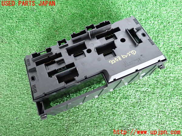 2UPJ-9232586741]BMW 535i(FR35)ヒューズボックス1 中古_2