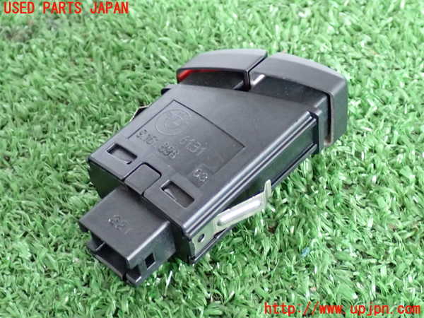 2UPJ-9232586290]BMW 535i(FR35)ハザードスイッチ 中古_2