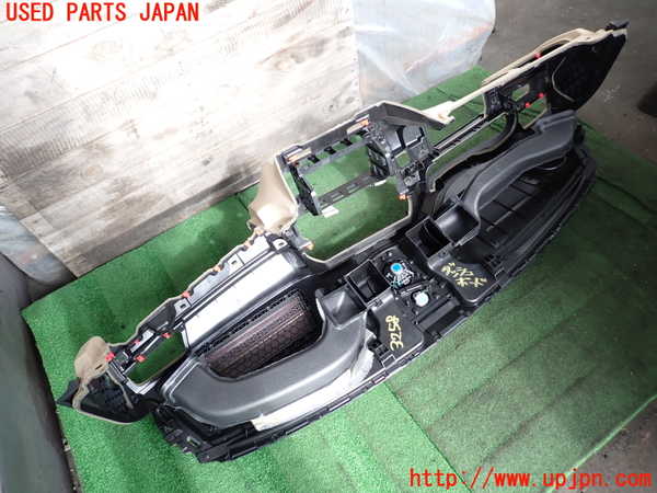 2UPJ-9232587505]BMW 535i(FR35)ダッシュボード 中古_3