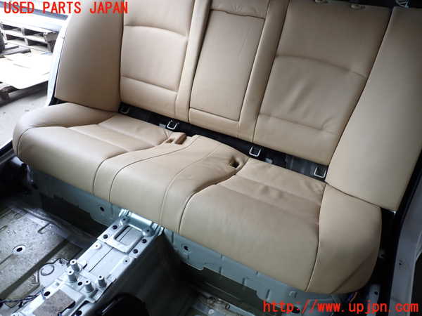 2UPJ-9232587385]BMW 535i(FR35)リアシート 中古_4