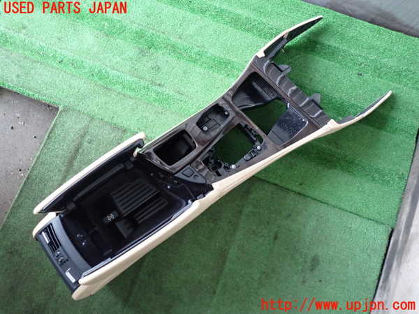 2UPJ-9232587540]BMW 535i(FR35)センターコンソール 中古_3