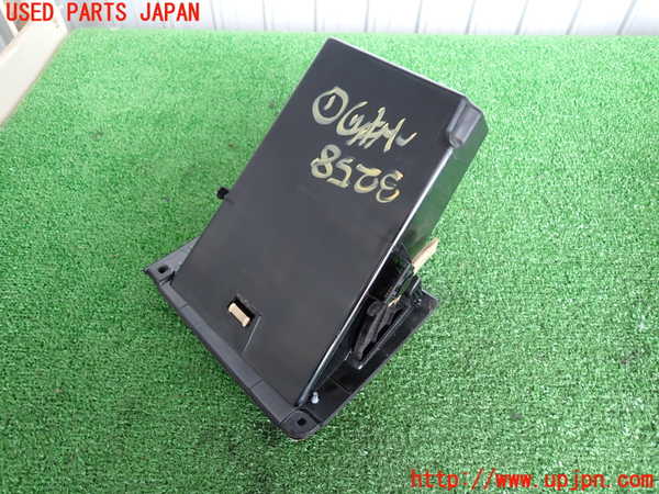 2UPJ-9232587841]BMW 535i(FR35)小物入れ1 中古_2