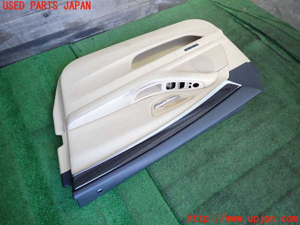 2UPJ-9232581234]BMW 535i(FR35)右前ドア内張り 中古_3
