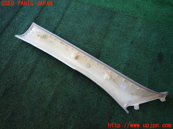 2UPJ-9232587655]BMW 535i(FR35)右フロントピラートリム 中古_2