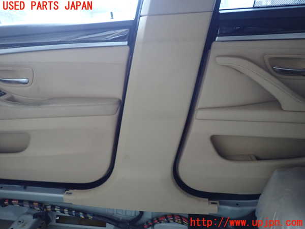 2UPJ-9232587665]BMW 535i(FR35)右センターピラートリム 中古_3