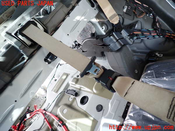 2UPJ-9232587135]BMW 535i(FR35)真中2列目シートベルト 中古_2