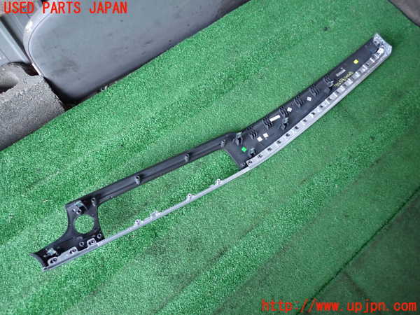 2UPJ-9232587691]BMW 535i(FR35)内装トリム類1 中古_2