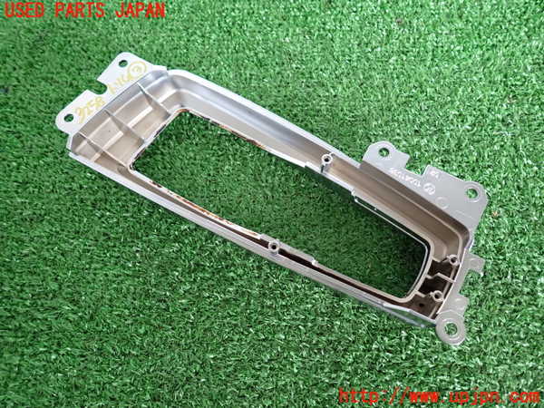 2UPJ-9232587693]BMW 535i(FR35)内装トリム類3 中古_2