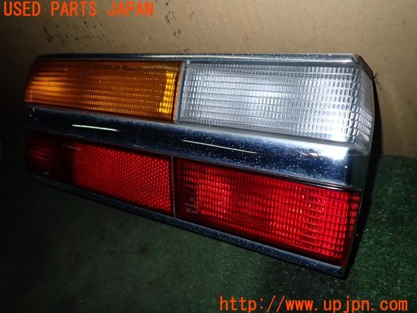 3UPJ=9232590547]BMW 520i(E28)純正 1366769L 左テールランプ 中古_2