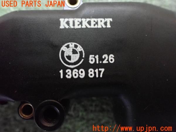 3UPJ=9232590579]BMW 520i(E28)純正 1369817 フューエルリッドロックアクチュエーター 給油口 中古_5