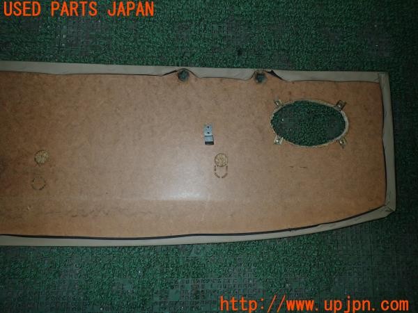 3UPJ=9232590619]BMW 520i(E28)純正? リアトレイ スピーカーボード 中古_5