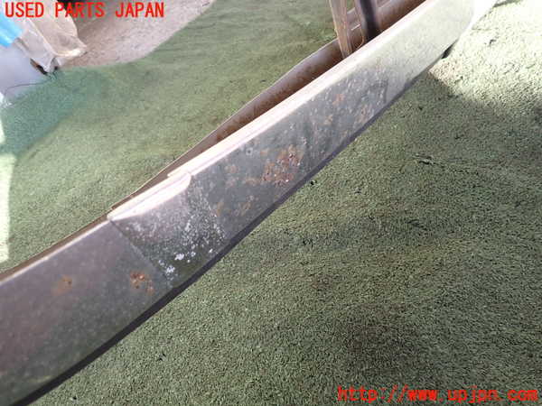 2UPJ-9232591010]BMW 520i (E28)(不明)フロントバンパー 中古_3