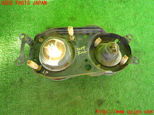 2UPJ-9232591132]BMW 520i (E28)(不明)左ヘッドライト ハロゲン 中古_2