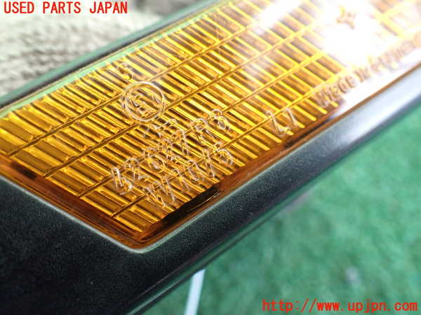 2UPJ-9232591162]BMW 520i (E28)(不明)左ウィンカーレンズ 中古_3
