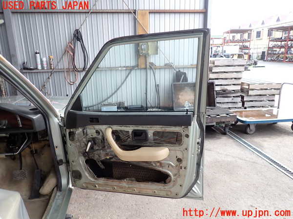 2UPJ-9232591230]BMW 520i (E28)(不明)右前ドア (43R-001027 M102) 中古_4