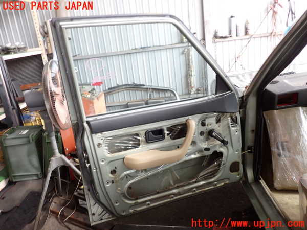 2UPJ-9232591260]BMW 520i (E28)(不明)左前ドア (43R-001027 M102) 中古_4