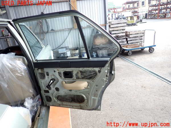2UPJ-9232591290]BMW 520i (E28)(不明)右後ドア (43R-001027 M102) 中古_4